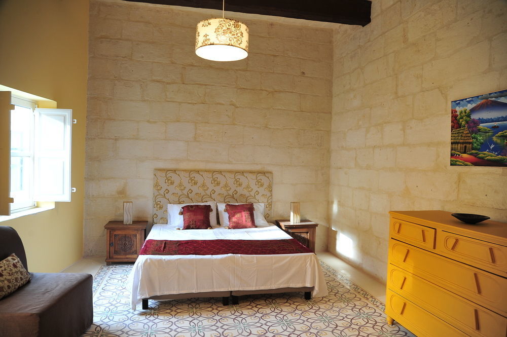 Bed and Breakfast The Stonehouse San Ġiljan Exterior foto